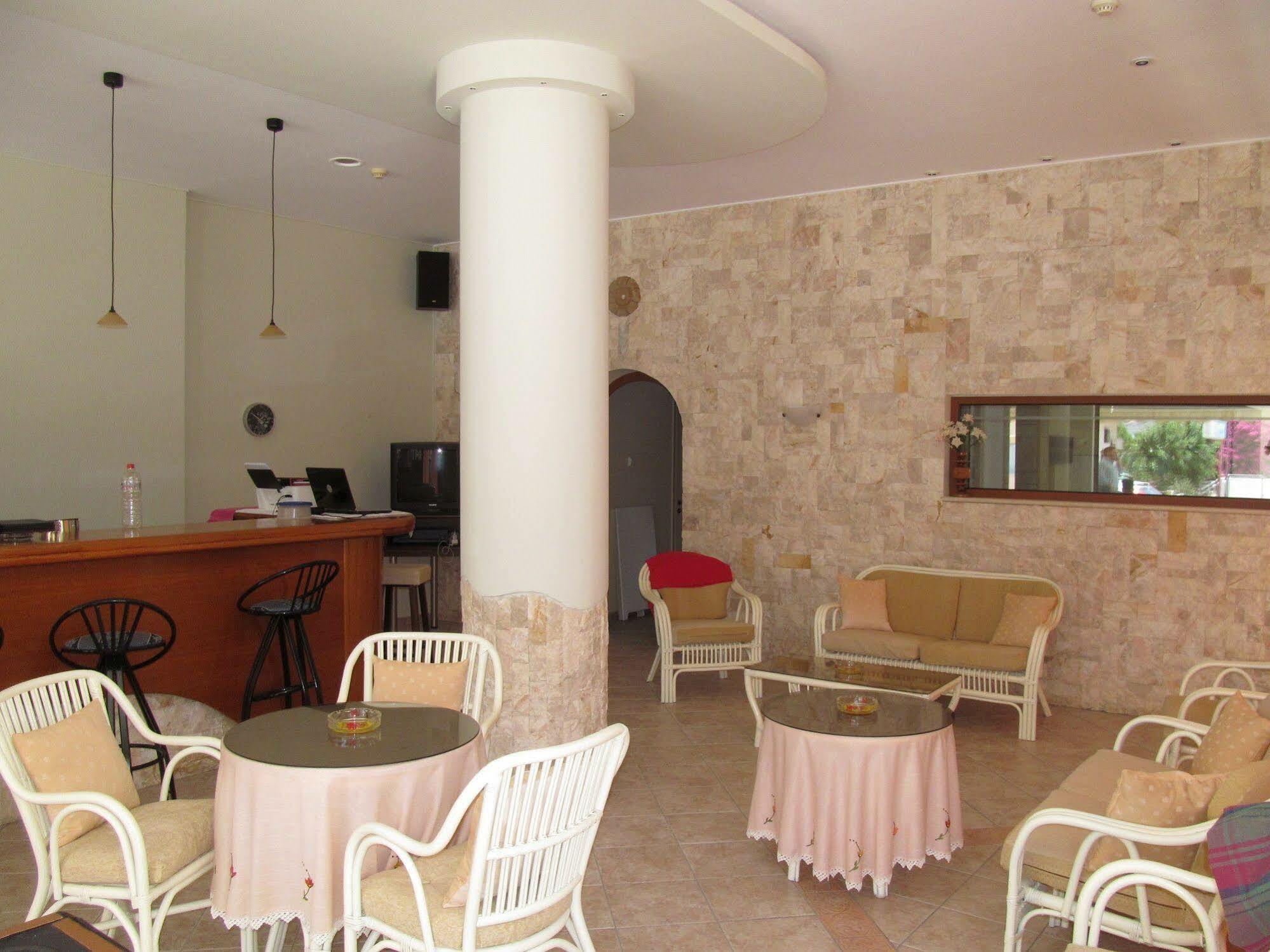 Arkadi Apartments Malia Exterior foto